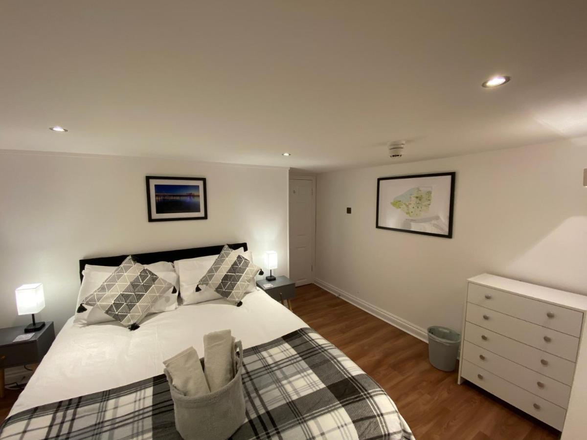 Westons Hideaway, 2 Bed, Free Parking, 6 Mins Walk To Beach, Esterno foto
